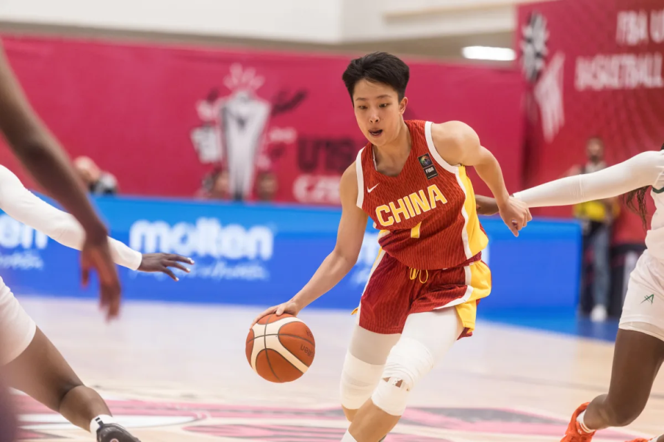 冉珂嘉竟然, 但是, 球队新的重