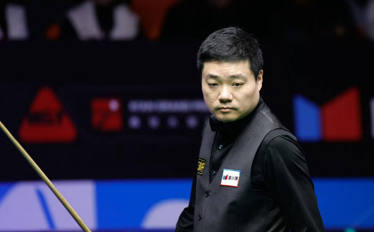 而西安大奖, 杀入八强, 马克